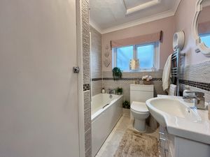 Photo 45- click for photo gallery